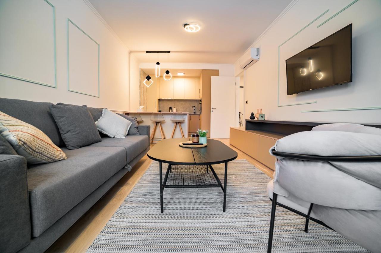 Apartman Epilux Tuzla Esterno foto